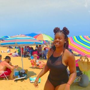 Meet your Posher, Destinee